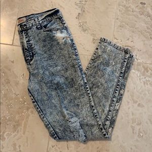 Acid wash jeans